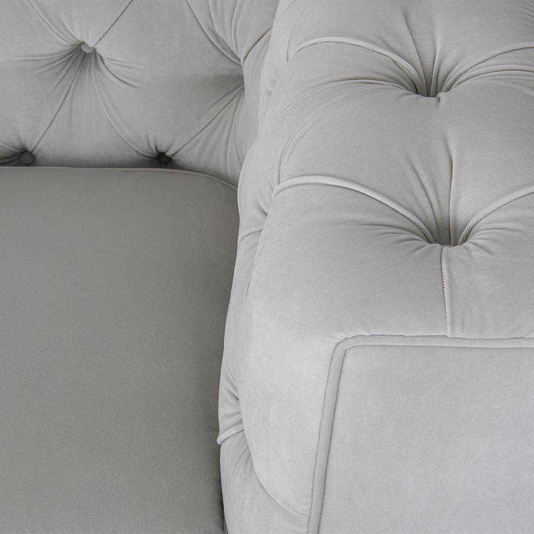 Veluxe – In Stock slide